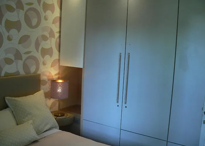 Daire Centre 6 Rue Montagne Sainte Walburge, 4000 Liege, Pour 2 Pers A 3 Minutes De La Gare St Lambert *