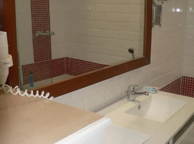 Daire Centre 6 Rue Montagne Sainte Walburge, 4000 Liege, Pour 2 Pers A 3 Minutes De La Gare St Lambert Liège