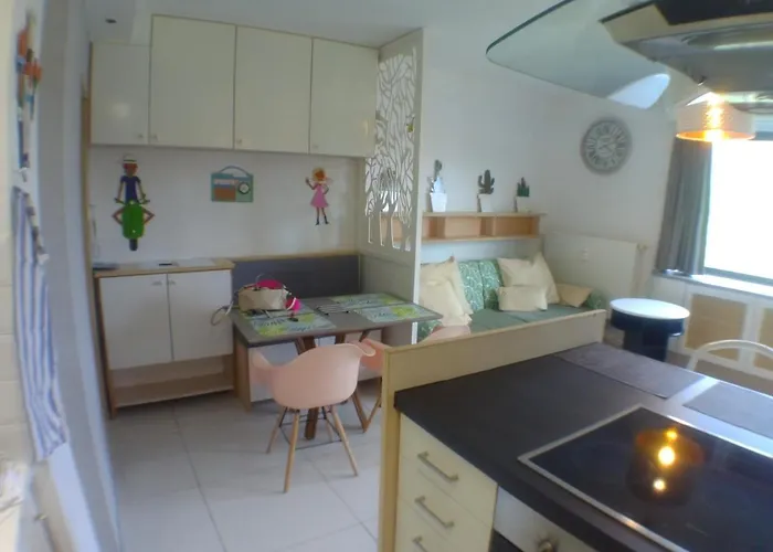 Centre 6 Rue Montagne Sainte Walburge, 4000 Liege, Pour 2 Pers A 3 Minutes De La Gare St Lambert *