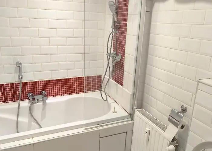 Centre 6 Rue Montagne Sainte Walburge, 4000 Liege, Pour 2 Pers A 3 Minutes De La Gare St Lambert Daire Liège