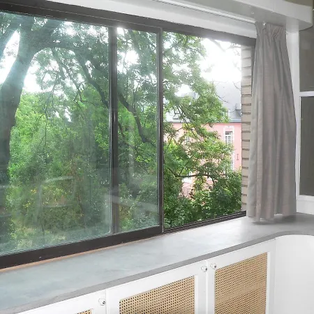 Centre: Cozy Near St Lambert Station Apartment Liege