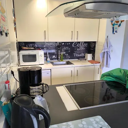 Centre: Cozy Near St Lambert Station Apartment Liege